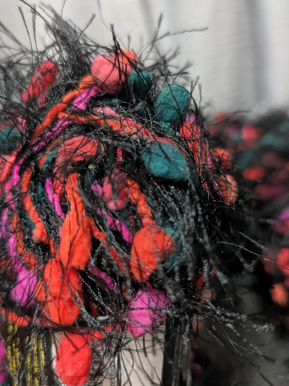 4 SKEINS FANCY FUR EYELASH YARN LION BRAND STRAWBERRY FIELDS Plus Some Extra